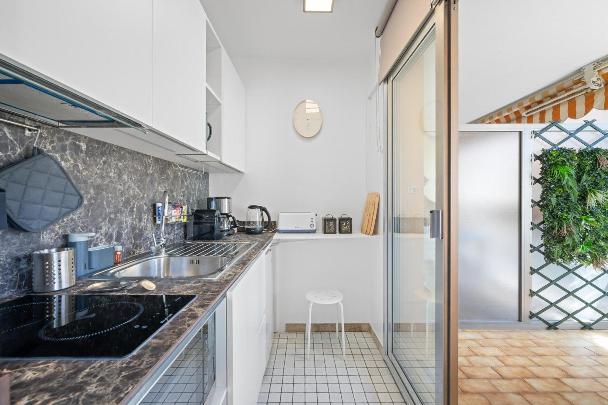 "Charmant Studio" Plein Centre, Calme, Terrasse Ментона Экстерьер фото